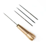 Инструменты артефакта на шесте на сфере подошвы на подошве подошвы подошвы