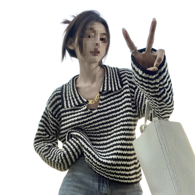 2025秋法式赫本风娃娃领毛衣女链条设计感宽松慵懒风条纹针织上衣,淘宝优惠券,粉丝福利购,淘宝优惠卷