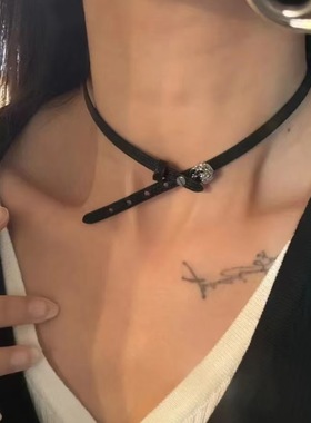 甜酷风山茶花朵皮革项圈choker颈链轻奢小众设计高级感辣妹锁骨