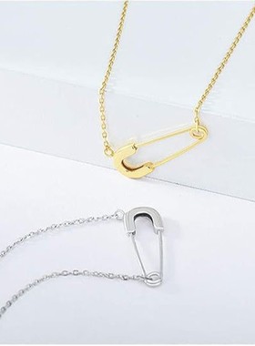 2024亚马逊欧美跨境新款安全别针吊坠项链时尚小众气质百搭饰品