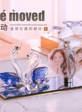 高级新婚礼物diy送闺蜜新人水晶天鹅摆件创意桌面办公室家居饰品