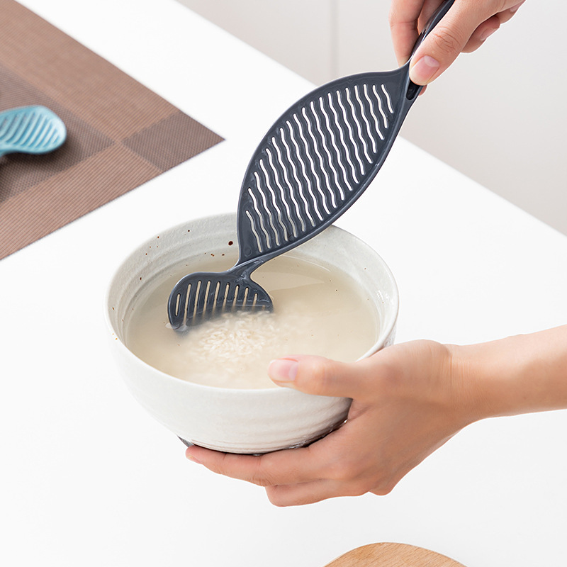 多功能沥水淘米器厨房镂空洗米挡米板创意可悬挂淘米棒
