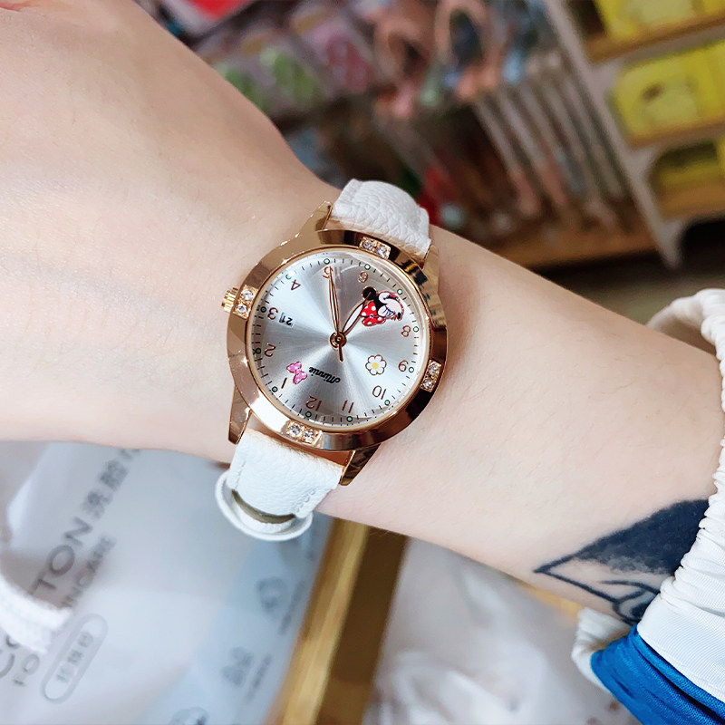 时尚潮流夜光ins风气质 范美国产腕表