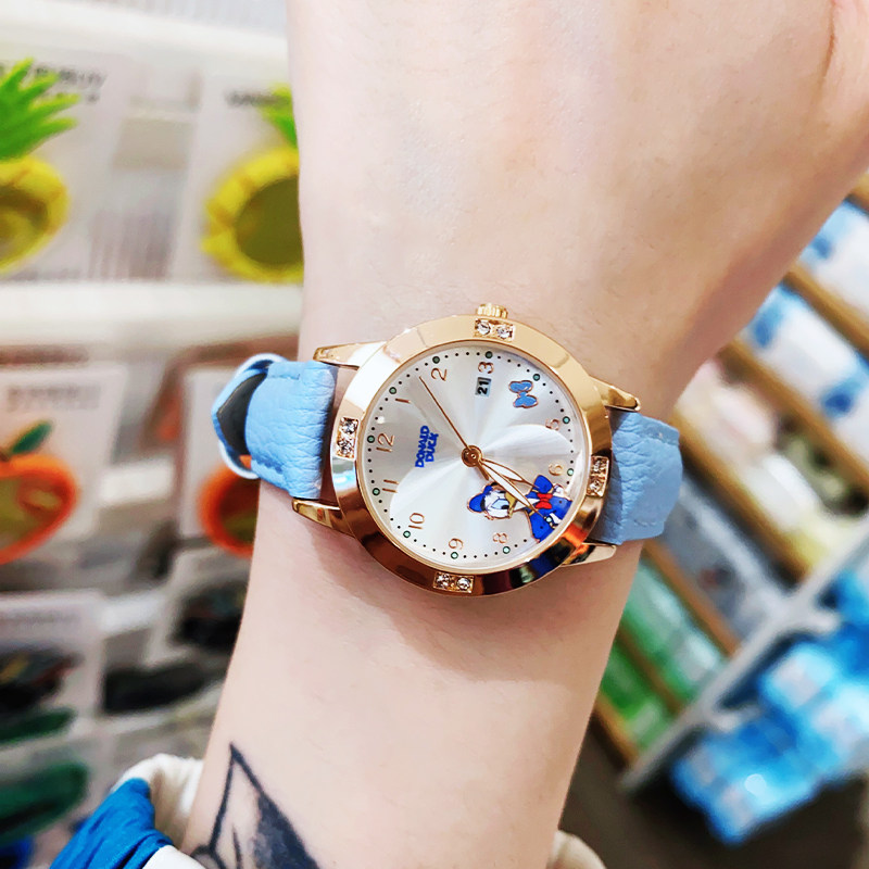 时尚潮流夜光ins风气质 范美国产腕表