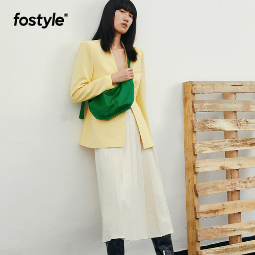 fostyle®香蕉包小号休闲牛皮牛角包斜挎包饺子包真皮白色女款 - 图0