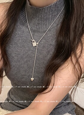 高级感银色爱心锁扣可抽拉项链女