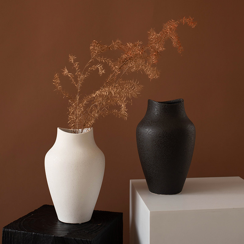 日式复古陶瓷花瓶高级感创意插花装饰黑白花器客厅电视柜玄关摆件,淘宝优惠券,粉丝福利购,淘宝优惠卷