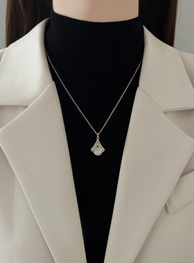 毛衣链2025年新款潮小众设计