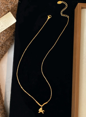 新款钛钢金色小马吊坠项链毛衣链