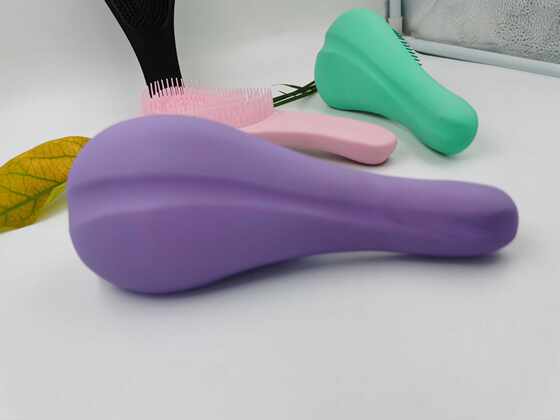 Factory direct sales long-handled hair smoothing comb water drop comb press hairdressing all-in-one comb 2023 new gift practical household comb