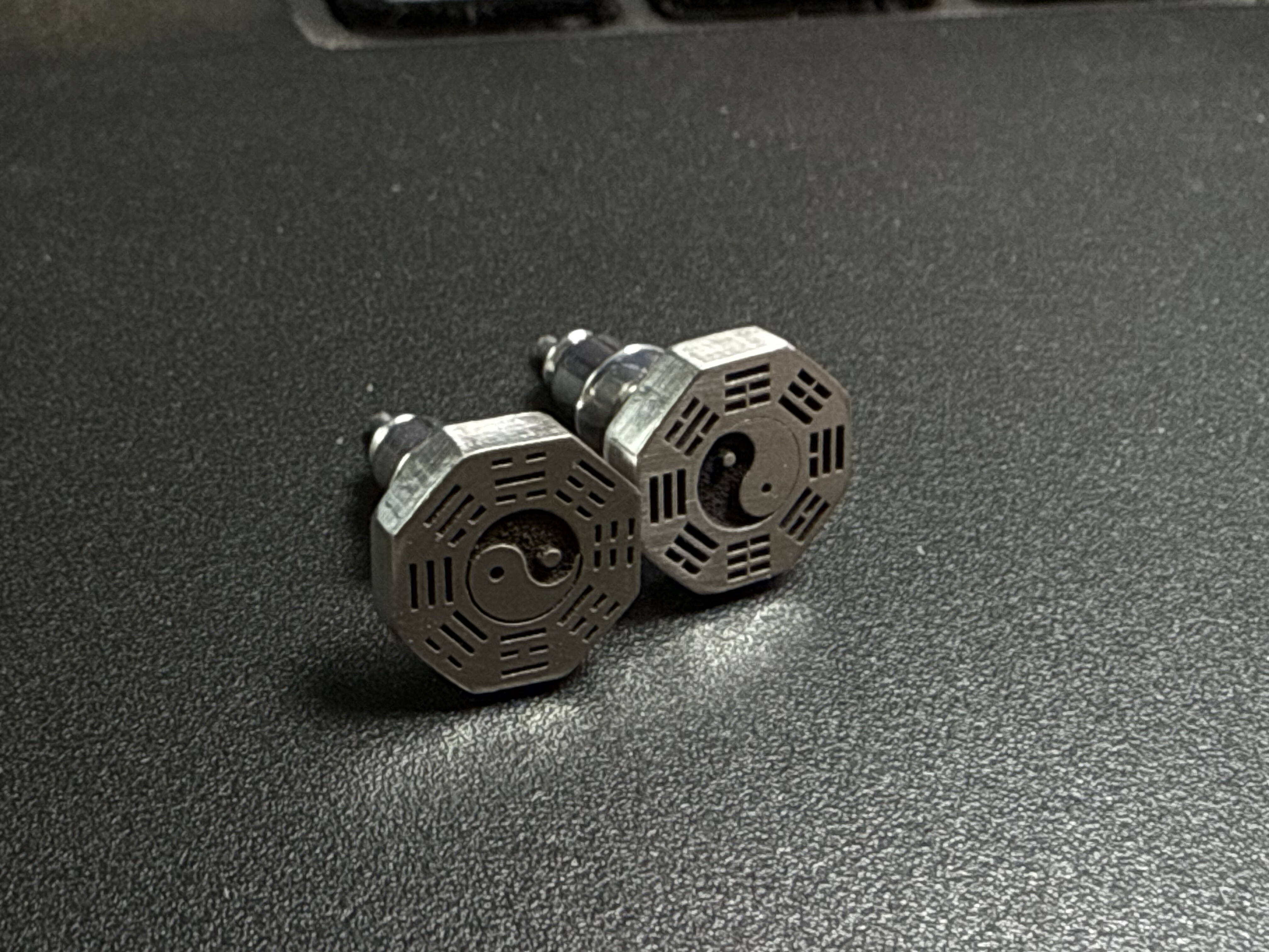 戴礼记999足银先天八卦后天八卦阴阳鱼耳钉一对可改图改尺寸,淘宝优惠券,粉丝福利购,淘宝优惠卷