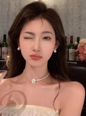 山茶之恋法式复古山茶花项链