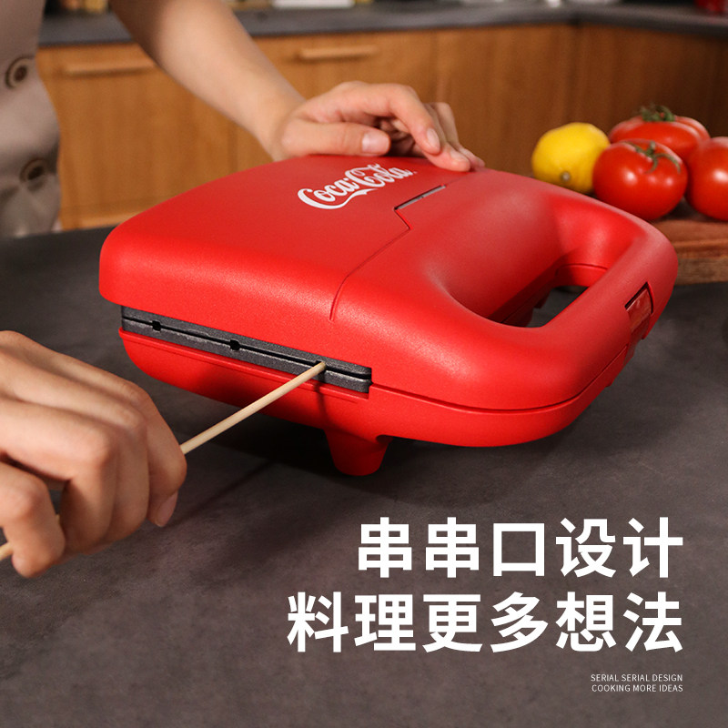 Nostalgia Electrics 诺思得其 可口可乐联名 轻食烤肠芝士棒机 天猫优惠券折后¥99包邮(¥199-100)2色可选