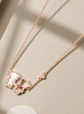 阿玛尼26新品小熊项链情人节礼物