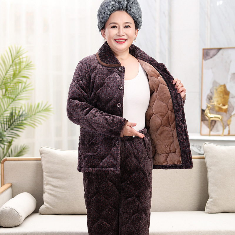 妈妈中老年睡衣女款冬季大码200斤珊瑚绒三层夹棉加绒加厚家居服