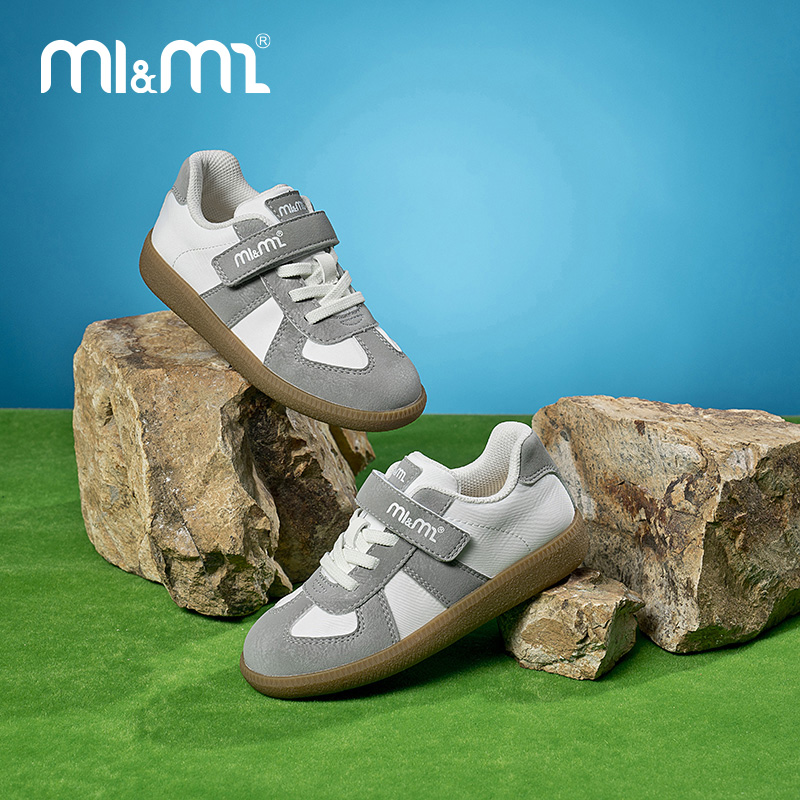 M1M2西班牙童鞋2025春男女童德训鞋复古休闲鞋软底魔术贴儿童板鞋 - 图0