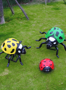 仿真动物庭院公园草地七星瓢虫