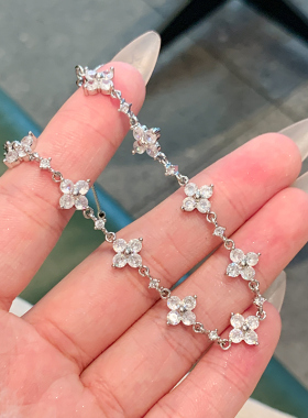 s925银碎钻四叶草手链女精致轻奢