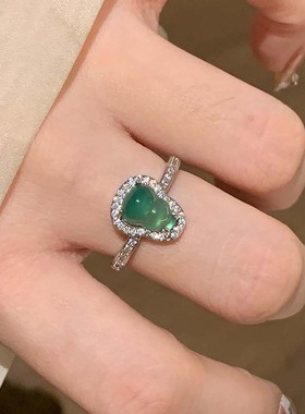 绿葫芦仿玉髓开口戒指女新中式