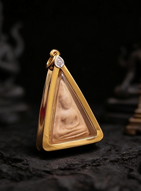 龙婆贵2521圣水女王