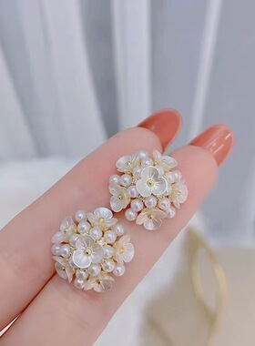 S925银针韩国东大门花团绣球花朵花瓣甜美耳环气质仙女耳钉耳饰品