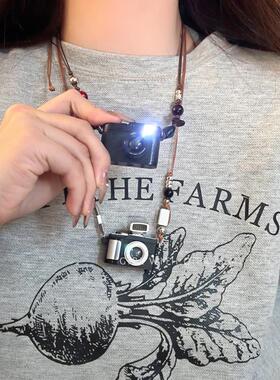 复古黑色立体相机毛衣链