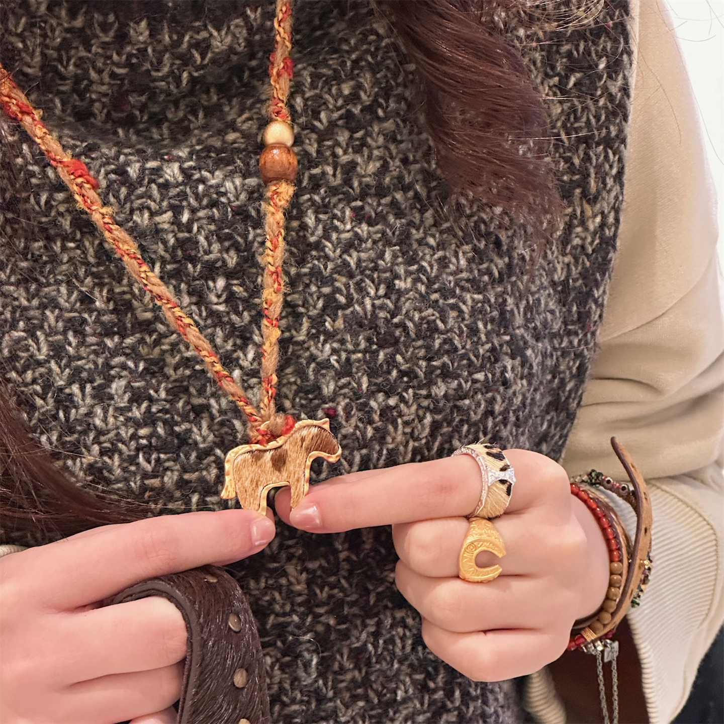 自留推荐 SWAHILL斯瓦山丘 豹子刺绣编织项链 豹纹斑马毛线毛衣链 - 图2