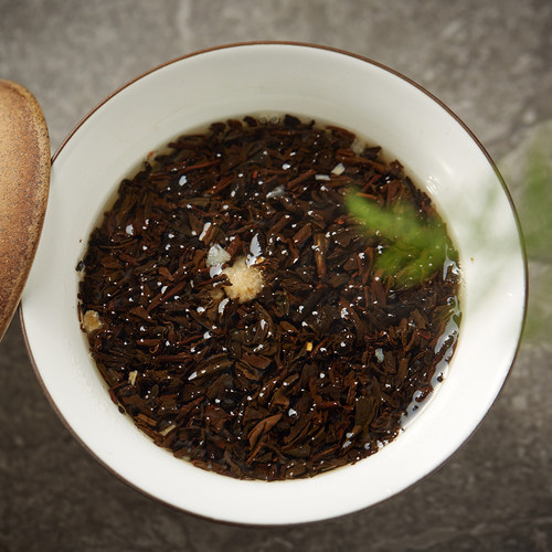 金帆茶叶广东荔枝红茶特级浓香型功夫茶果肉送礼盒装罐散装180克 - 图1