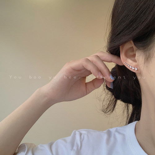 韩系弧形耳环女2026新款轻奢高级感耳钉小众设计独特设计个性耳饰 - 图1