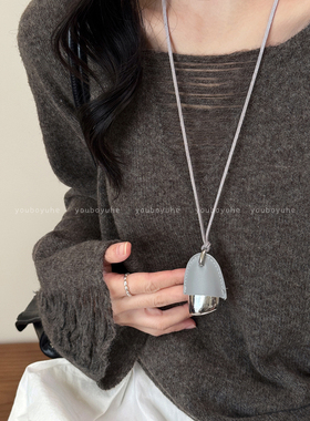 简约金属皮革松果冬季气质项链