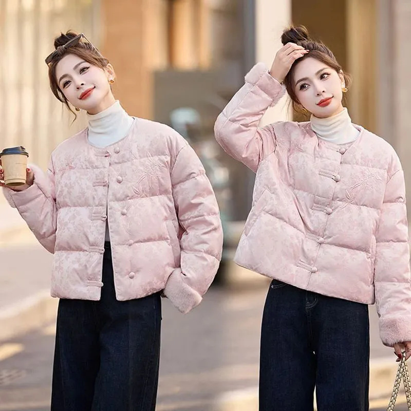 2025秋冬新款中国风盘扣刺绣保暖棉服女高级感小众显瘦短款棉衣潮 - 图2