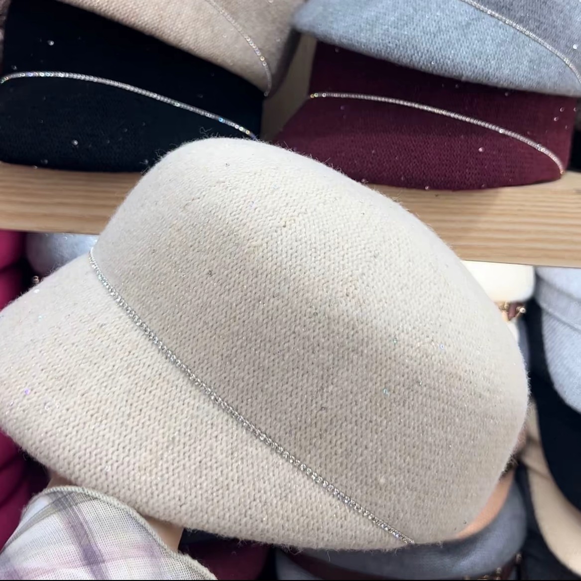 新款亮片链条马术秋冬网红时尚百搭修饰脸型针织八角帽英伦鸭舌帽,淘宝优惠券,粉丝福利购,淘宝优惠卷