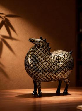 唐富贵创意祝福铜钱纹小马摆件