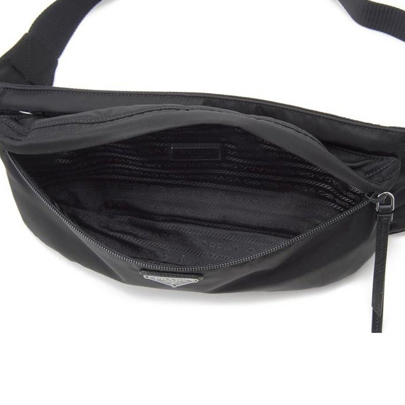 prada /普拉达男士黑色尼龙腰包 奢批海外男士包袋