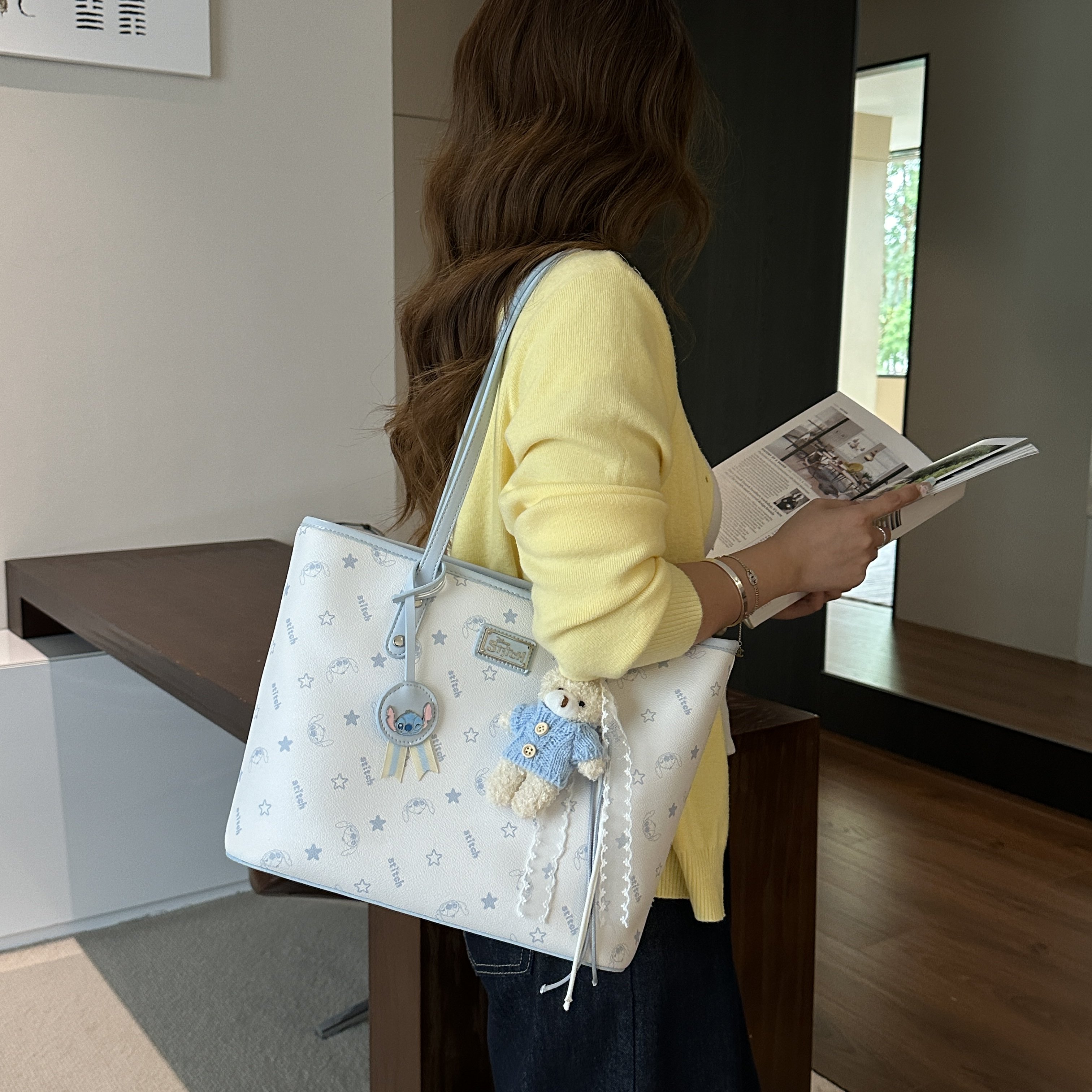 Disney/迪士尼【史迪仔限定大容量托特包女】送女友闺蜜生日礼物,淘宝优惠券,粉丝福利购,淘宝优惠卷