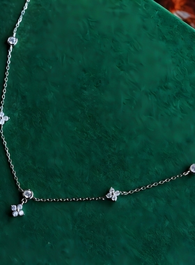 2025新款四叶草项链女轻奢小众设计感锁骨链高级感颈链配饰送女友