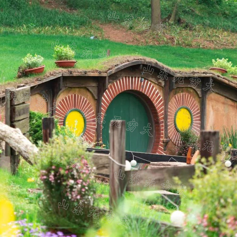 Hobbit hut rural revitalization tourist area landscape ornaments movie Lord of the Rings film and television props house