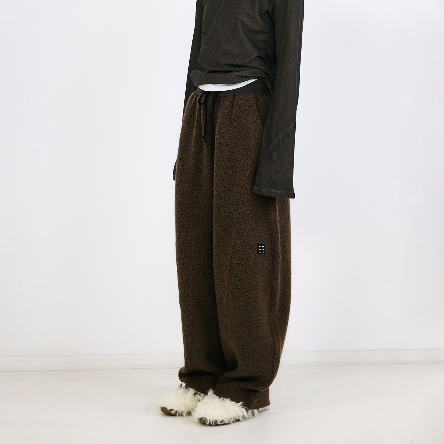 【VVNK JANE PLUS】hug 2025秋冬新款裤子仿羊羔卫裤,淘宝优惠券,粉丝福利购,淘宝优惠卷