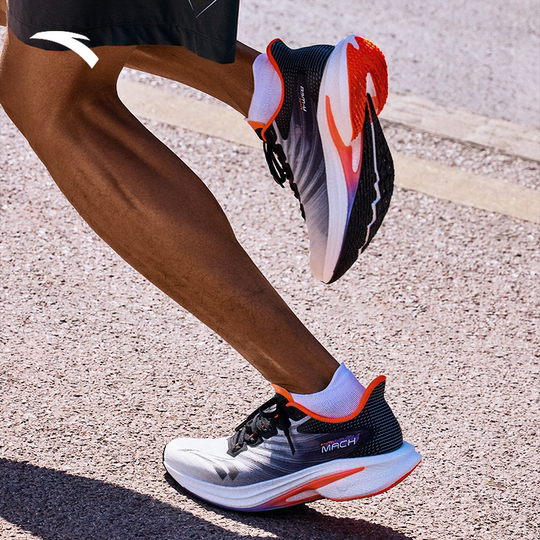 Дышащие кроссовки Anta Mach 4 с азотной технологией для мужчин