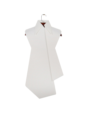 意式高端样板房软装家居衣帽间毛毡衣包包口红装饰品组合搭配摆件