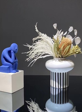 现代创意陶瓷条纹花器样板房电视柜书房客厅电视柜家居装饰品