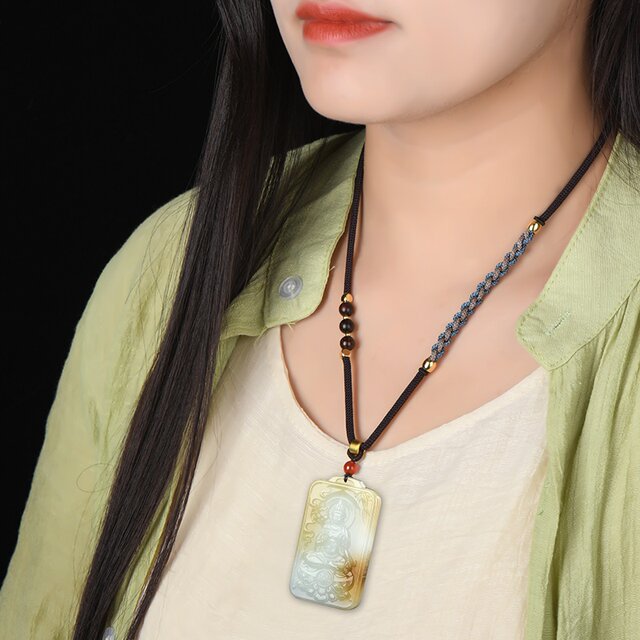 Jiayuan Jade Industry's Orphan Xinjiang Hotan Jade Qiemo Sugar Guanyin Jade Pendant Men's and Women's Jade Pendant Jade Brand Jade Pendant
