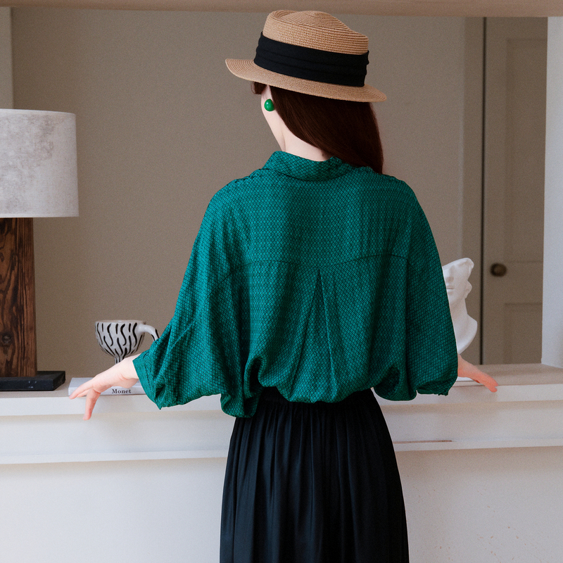 谜底大廓形衬衫五分袖女2025夏季新款通勤提花中长衬衣256MC6265 - 图1