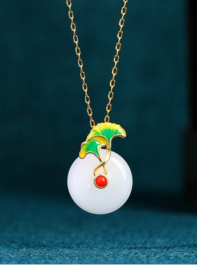 古风平安扣项链女轻奢小众设计感银杏叶仿和田玉锁骨链2025年新款