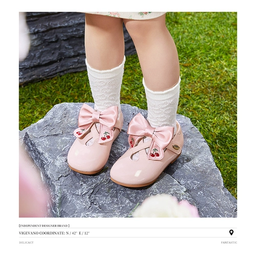 Демисезонные детские туфли для кожаной обуви для принцессы для раннего возраста, тренд сезона, в западном стиле, мягкая подошва