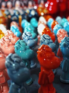 洛阳三彩牛马摆件打工人奖