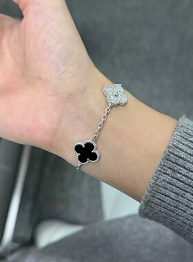 右半边新款熊猫四叶草手链女男轻奢高级感18k玫瑰金情侣手饰礼物