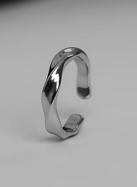 莫比乌斯环戒指男女简约高级感钛钢戒个潮流可调节小众百搭指戒