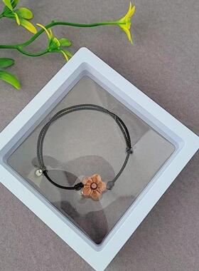 一朵小红花真桃木红绳手链女士纯桃木红色本命年转运编织手绳