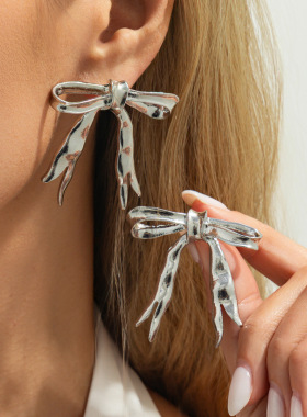 欧美跨境ins风金属褶皱蝴蝶结吊